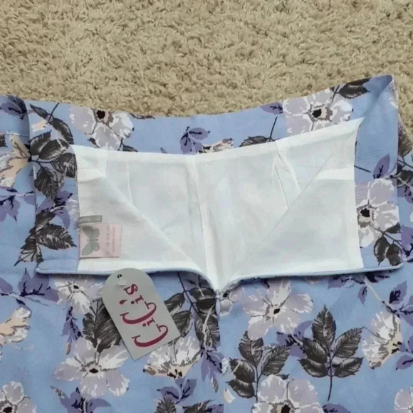 NWT GiGi Shorts lilac multicolored Size Large - Picture 4 of 8